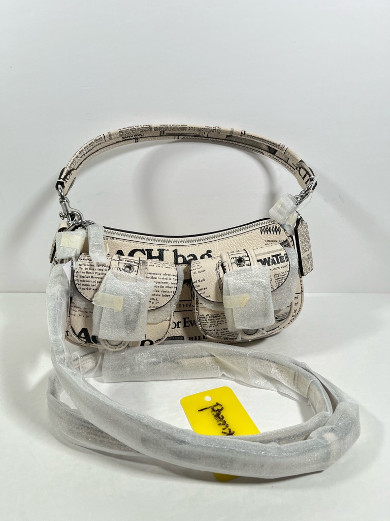 Nwt Coach Ashton Shoulder Bag With Newspaper Print Cdc12 Silver Chalk